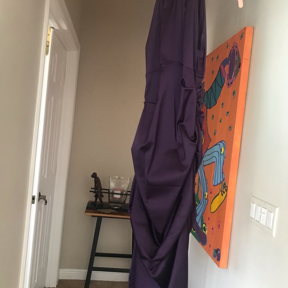 Cache dress - Picture 2 of 4
